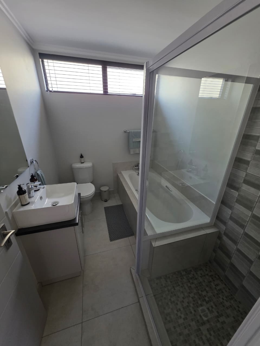 3 Bedroom Property for Sale in West Bank Eastern Cape